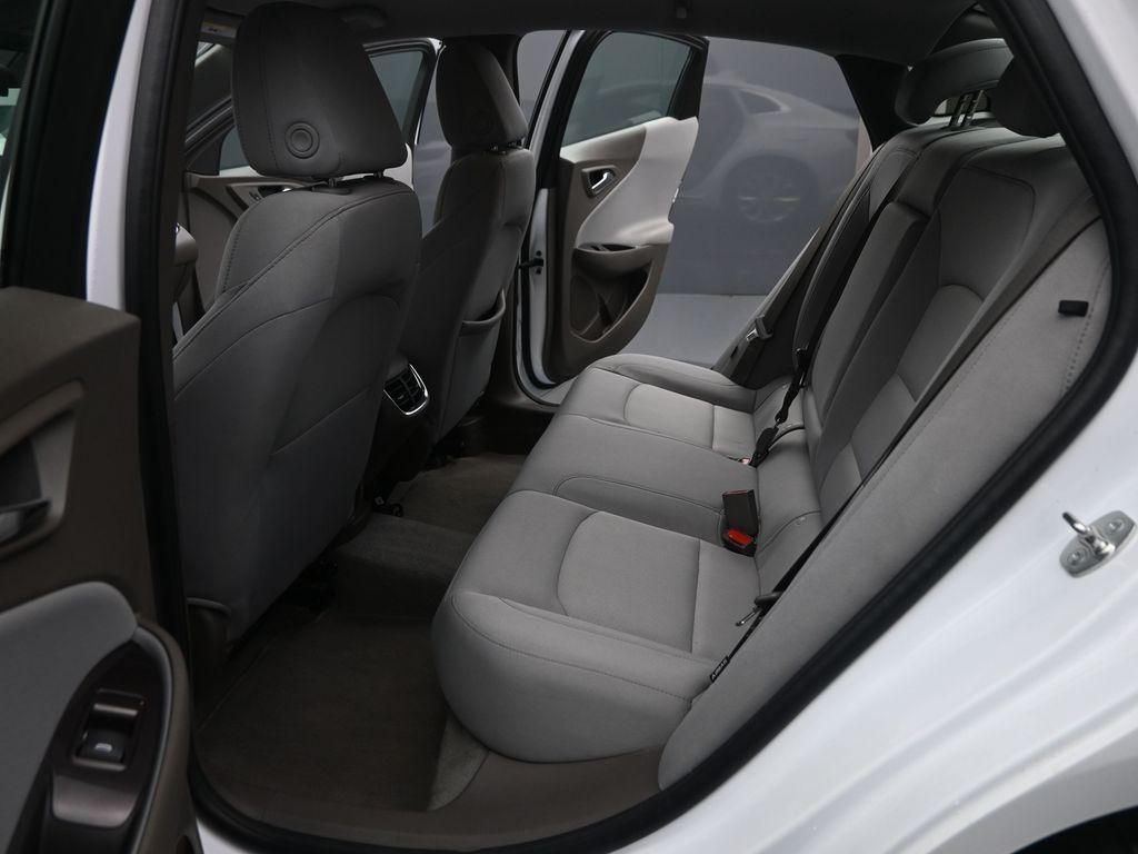 used 2024 Chevrolet Malibu car, priced at $18,999