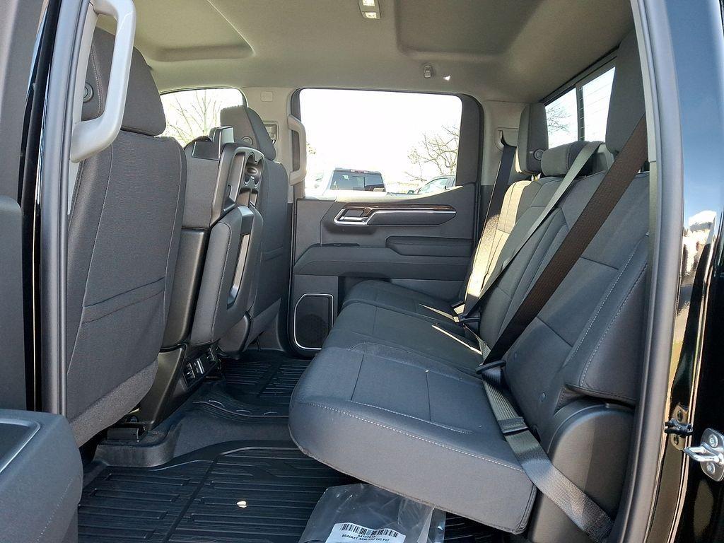 new 2026 GMC Sierra 1500 car, priced at $58,267