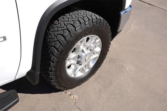 used 2024 Chevrolet Silverado 2500 car, priced at $50,999