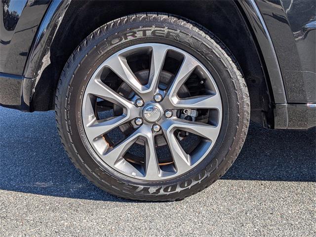 used 2018 Jeep Grand Cherokee car, priced at $20,899