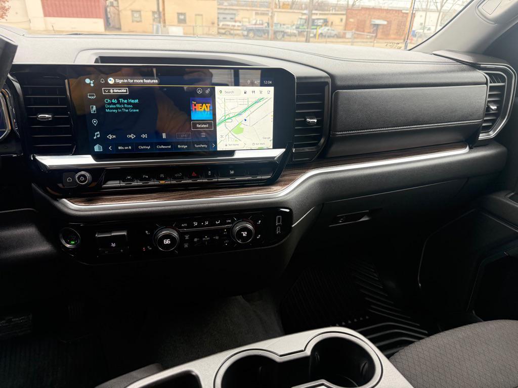 used 2025 Chevrolet Silverado 1500 car, priced at $34,990