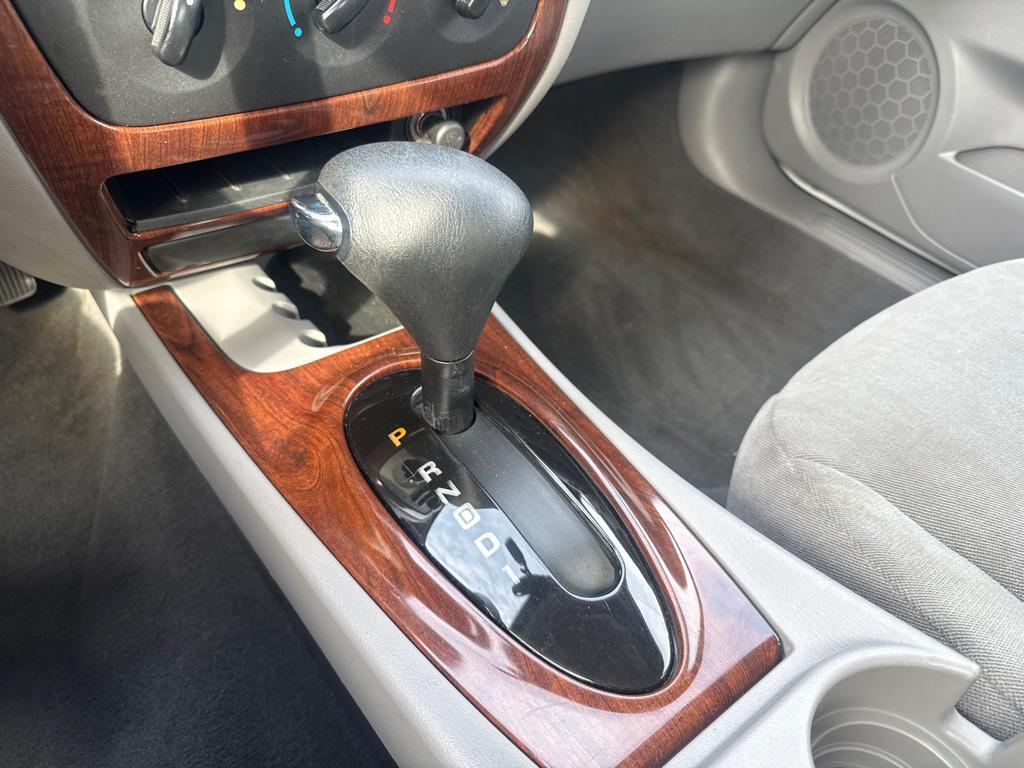 used 2006 Ford Taurus car, priced at $3,490