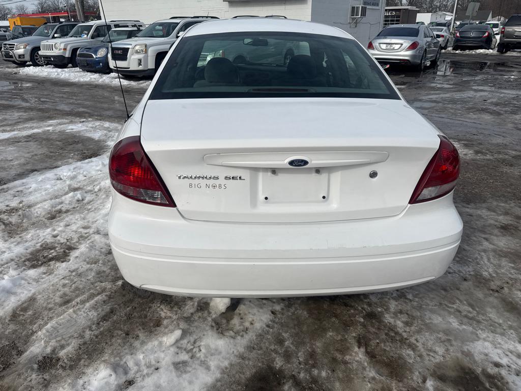 used 2006 Ford Taurus car, priced at $3,490