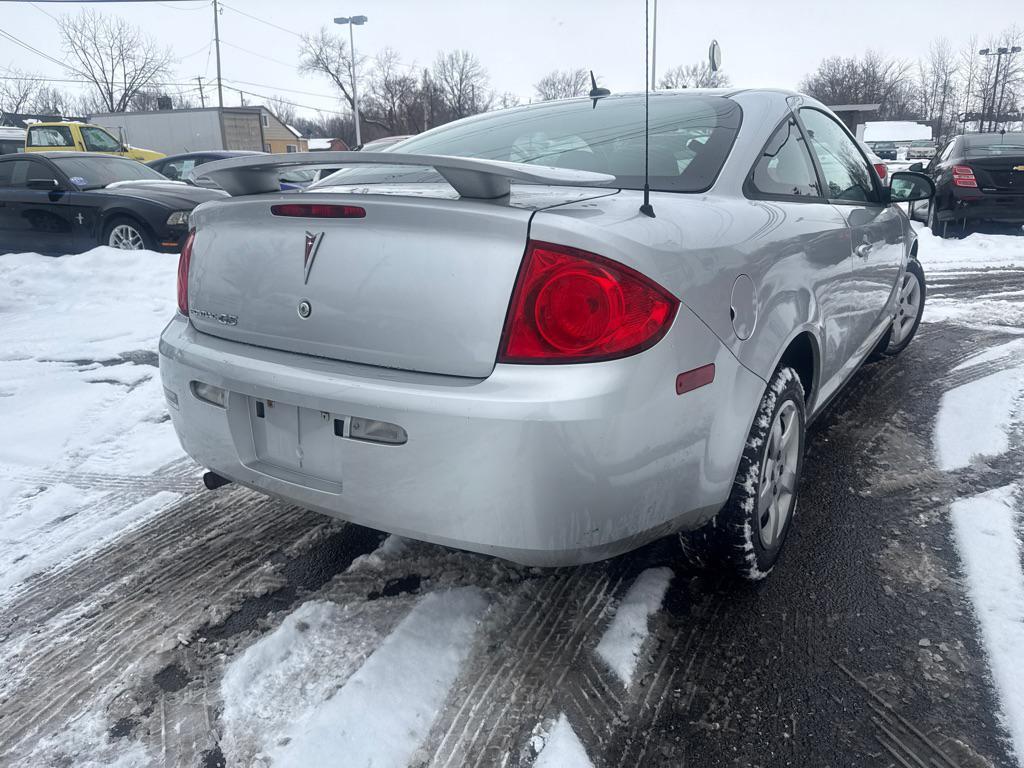used 2009 Pontiac G5 car, priced at $4,290