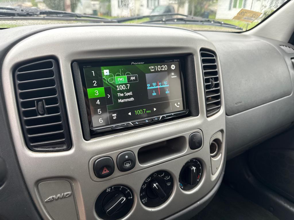 used 2007 Ford Escape car, priced at $3,990