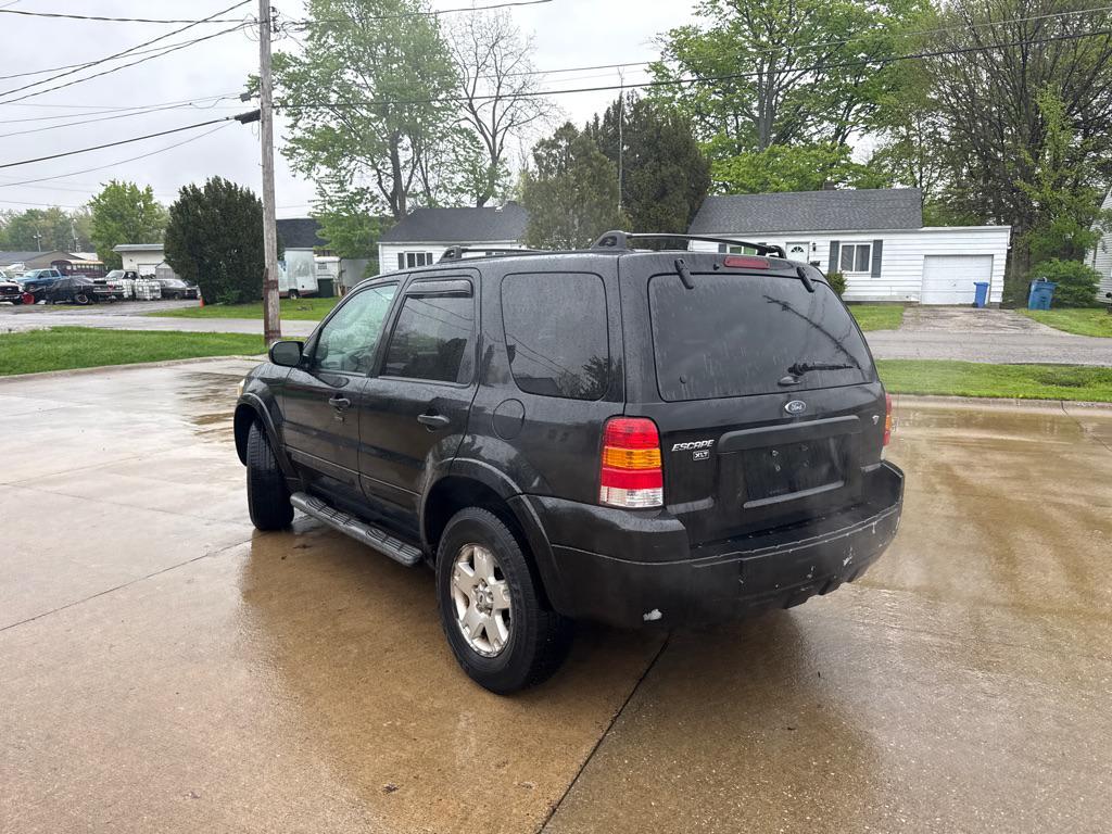 used 2007 Ford Escape car, priced at $3,990