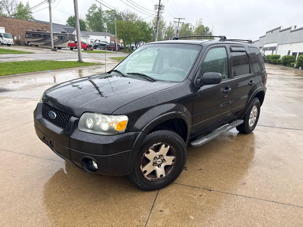 used 2007 Ford Escape car, priced at $3,990