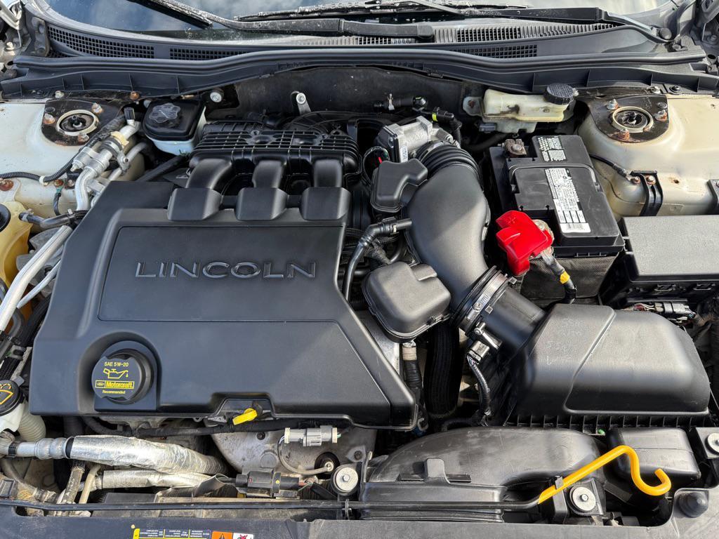 used 2009 Lincoln MKZ car, priced at $4,990