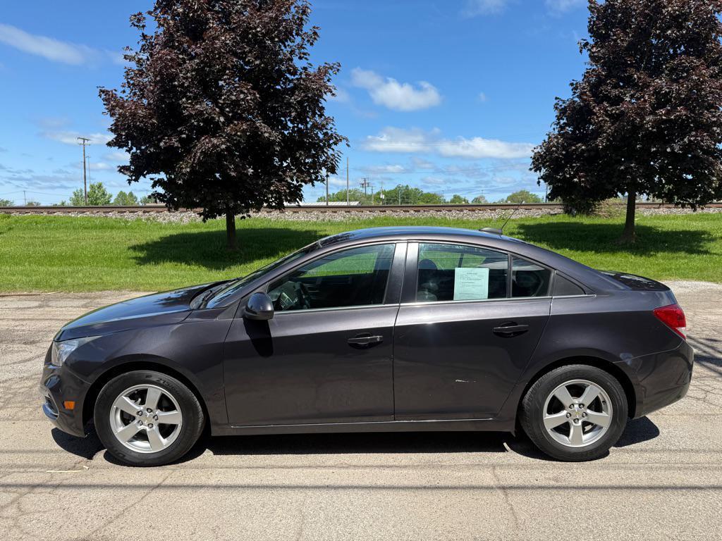 used 2015 Chevrolet Cruze car, priced at $5,590