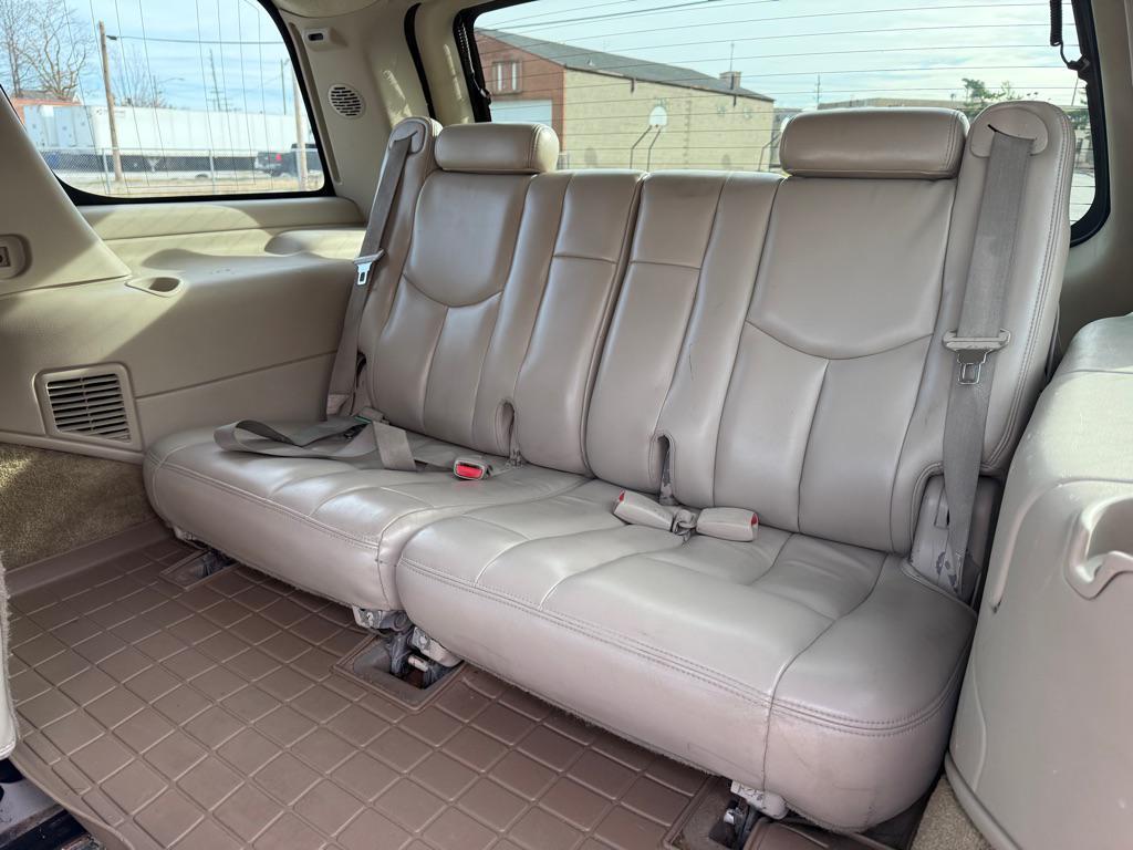 used 2002 Cadillac Escalade car, priced at $6,990