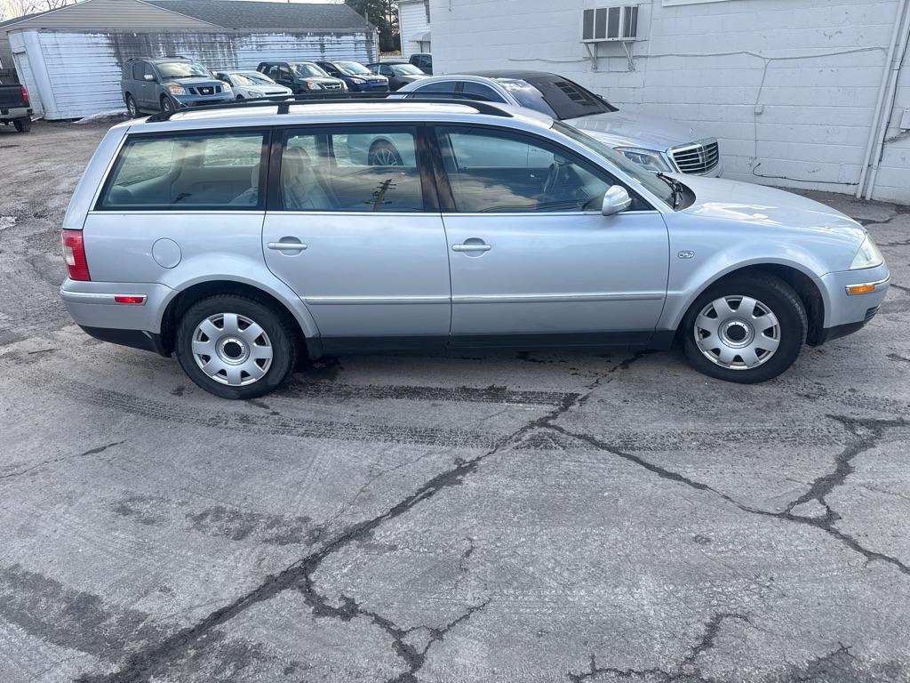 used 2002 Volkswagen Passat car, priced at $4,990
