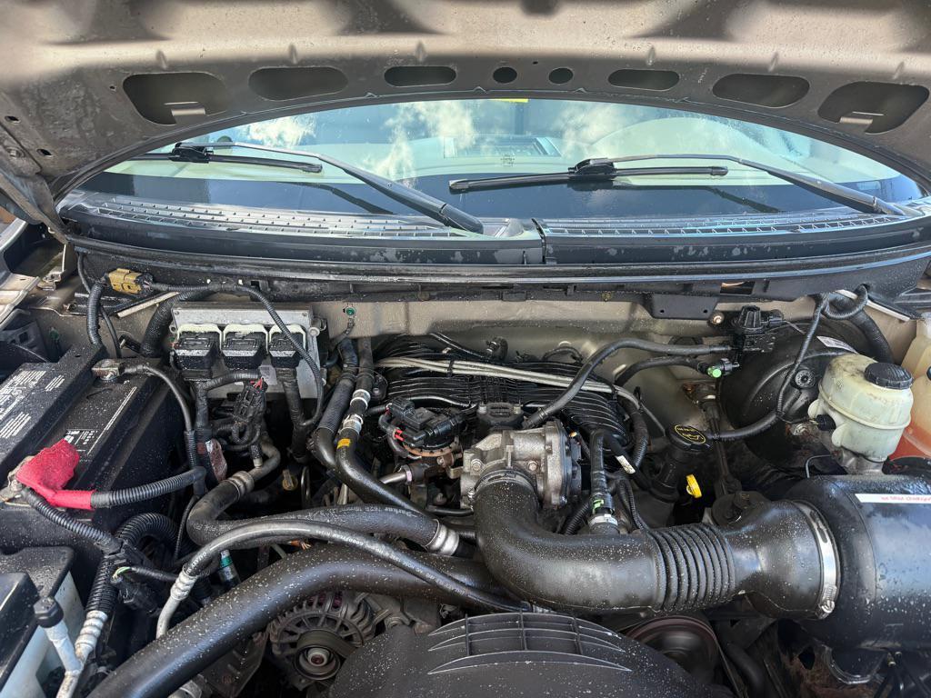 used 2005 Ford F-150 car, priced at $5,990