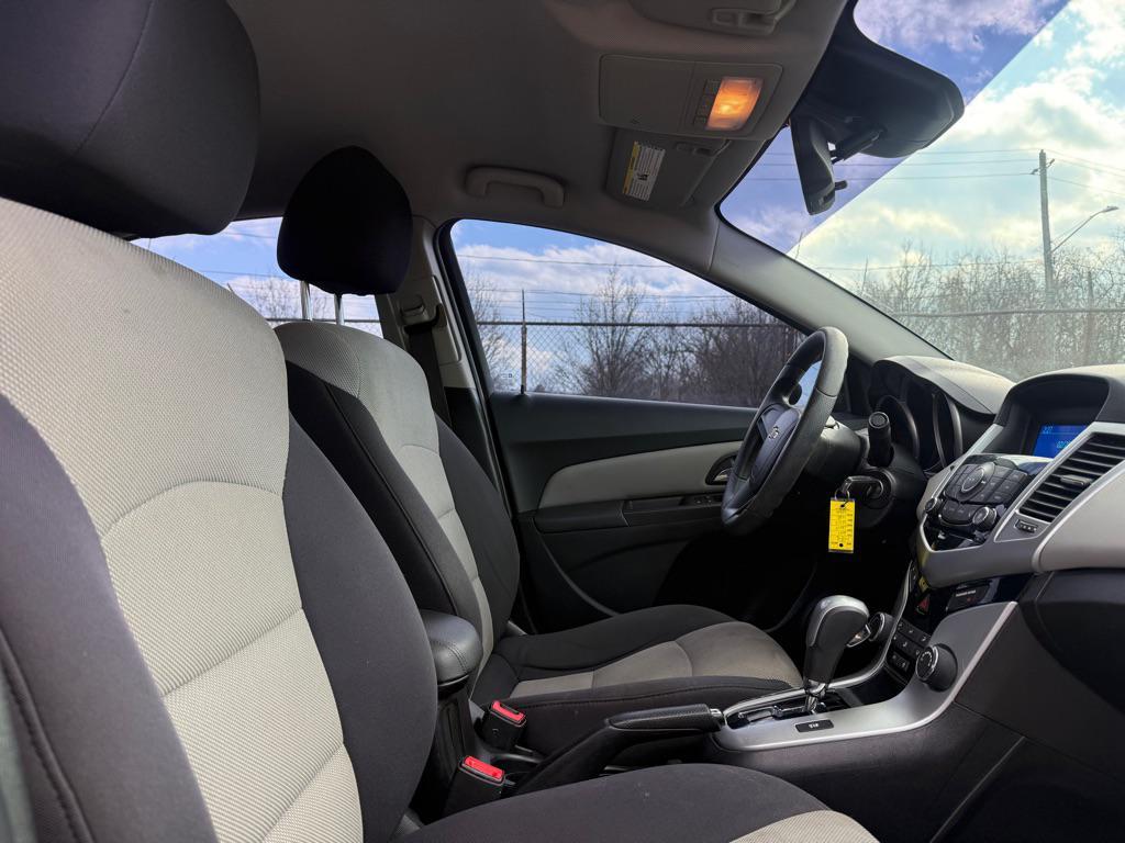 used 2014 Chevrolet Cruze car, priced at $4,990