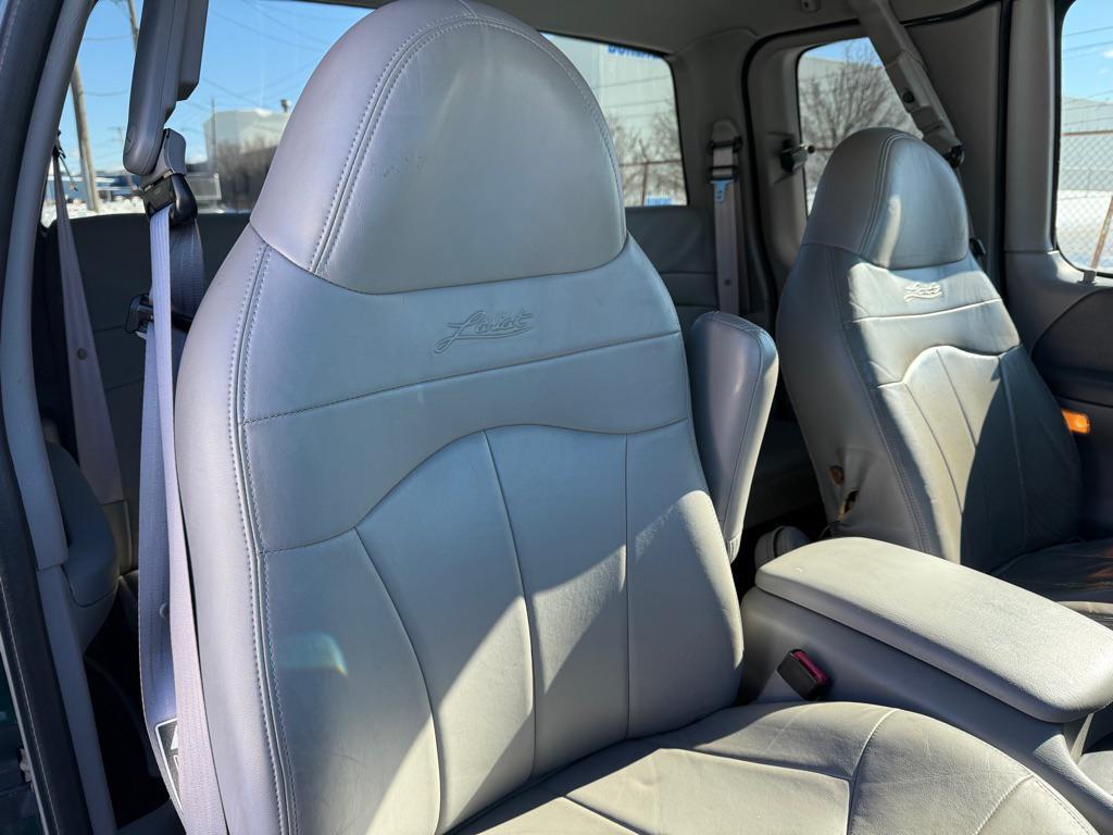 used 2000 Ford F-150 car, priced at $5,590