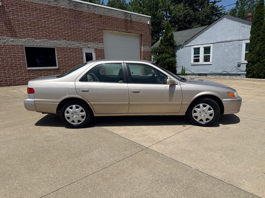 used 2000 Toyota Camry car, priced at $4,990