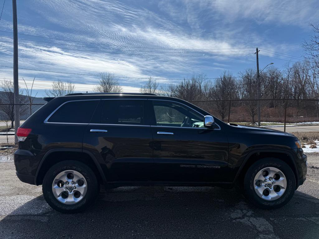 used 2018 Jeep Grand Cherokee car, priced at $14,990