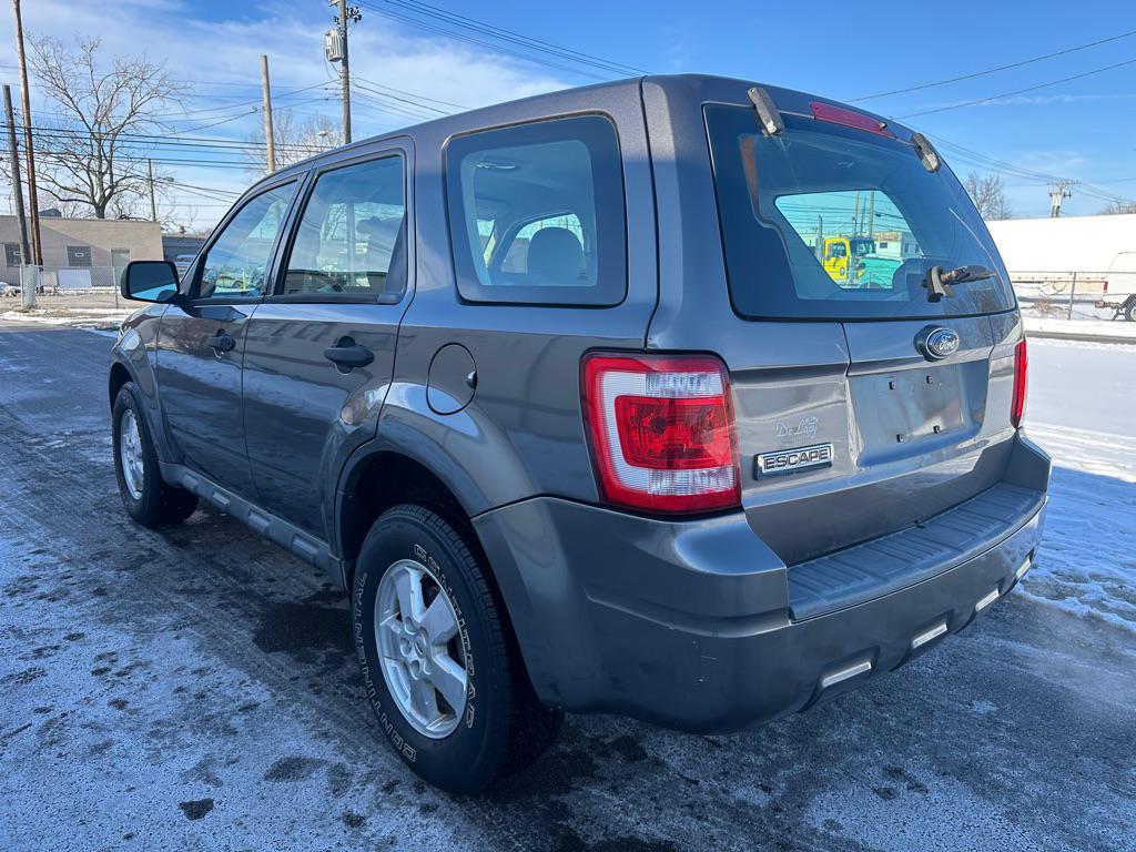 used 2009 Ford Escape car, priced at $6,990