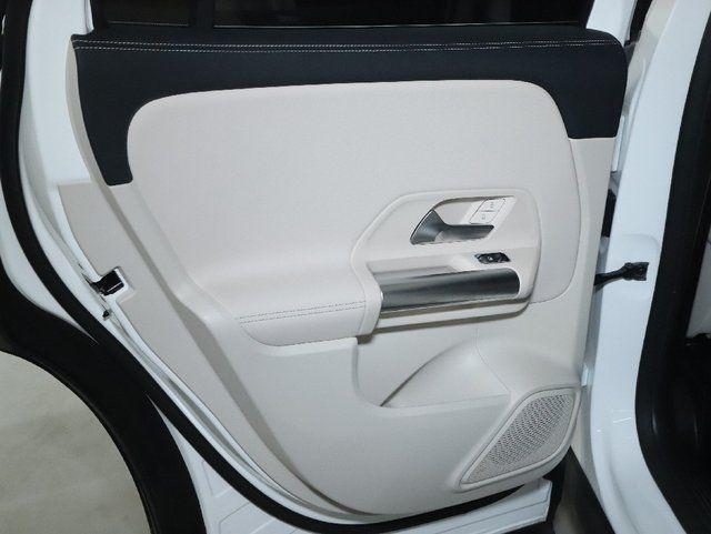 used 2025 Mercedes-Benz GLA 250 car, priced at $37,364