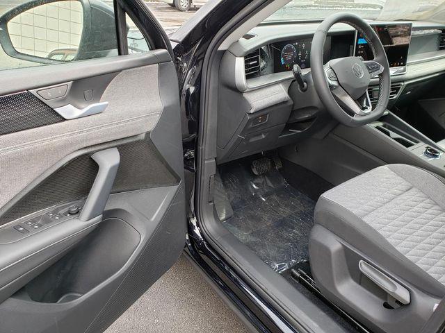 new 2026 Volkswagen Tiguan car, priced at $31,586