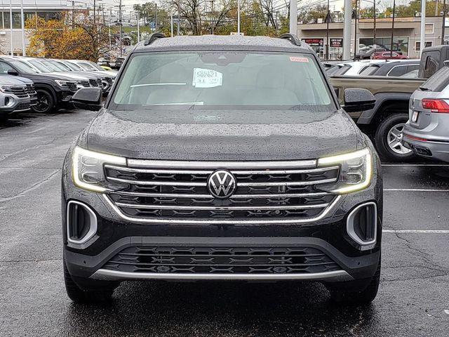 new 2026 Volkswagen Atlas car, priced at $43,884