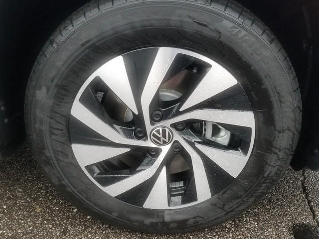 new 2026 Volkswagen Tiguan car, priced at $32,004