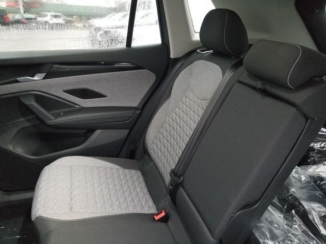 new 2026 Volkswagen Tiguan car, priced at $32,004