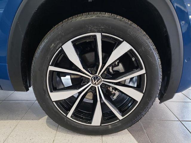 new 2026 Volkswagen Atlas Cross Sport car, priced at $51,800