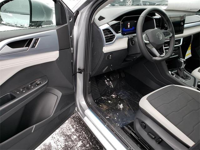 new 2026 Volkswagen Taos car