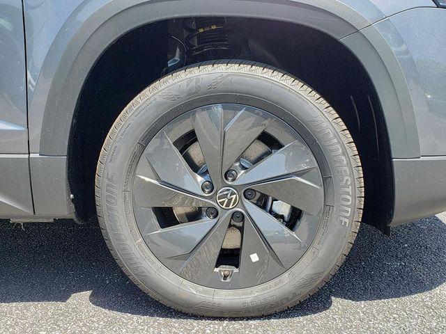 new 2026 Volkswagen Taos car