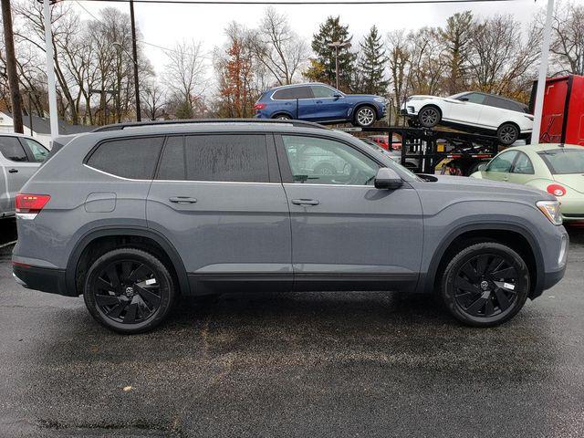 new 2026 Volkswagen Atlas car, priced at $44,321