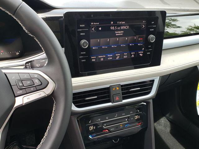 new 2026 Volkswagen Taos car
