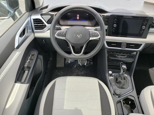 new 2026 Volkswagen Taos car