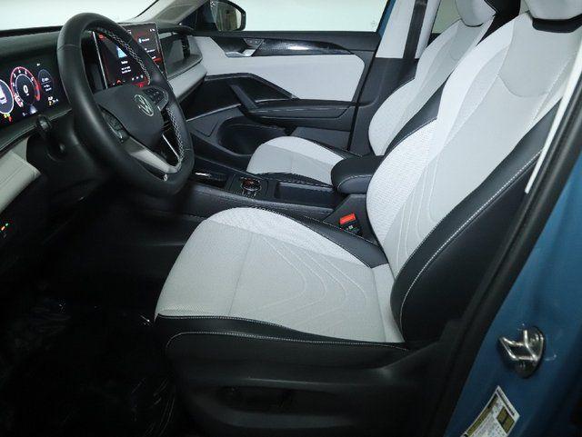 used 2025 Volkswagen Tiguan car, priced at $31,216