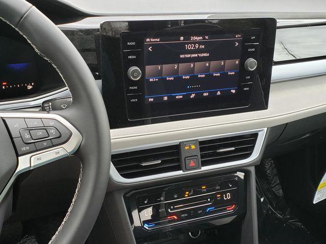 new 2026 Volkswagen Taos car