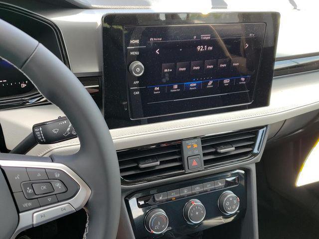 new 2026 Volkswagen Taos car