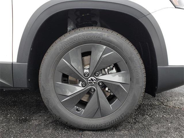 new 2026 Volkswagen Taos car