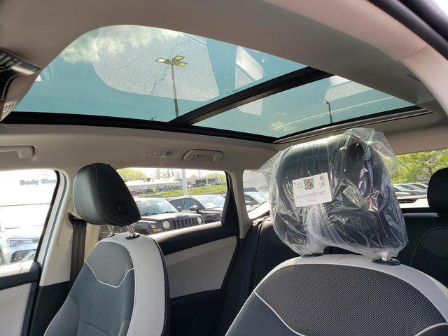 new 2026 Volkswagen Taos car