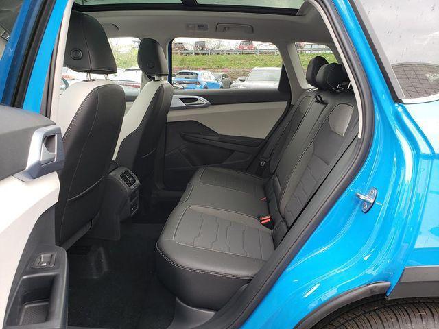 new 2026 Volkswagen Taos car