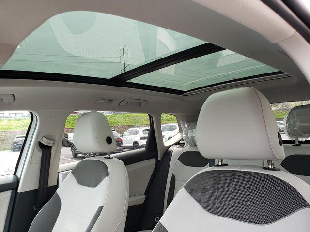 new 2026 Volkswagen Taos car