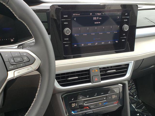 new 2026 Volkswagen Taos car