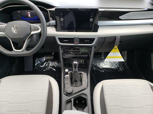 new 2026 Volkswagen Taos car