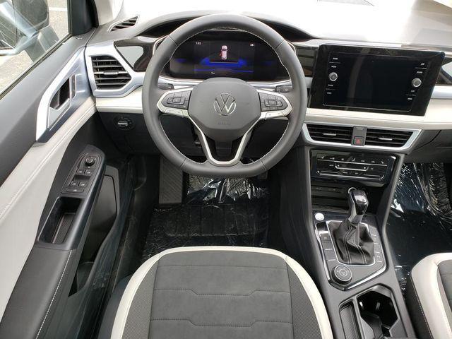 new 2026 Volkswagen Taos car
