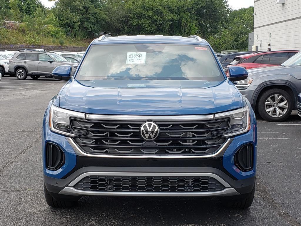 new 2026 Volkswagen Atlas Cross Sport car, priced at $41,854
