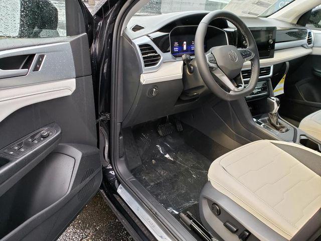 new 2026 Volkswagen Taos car