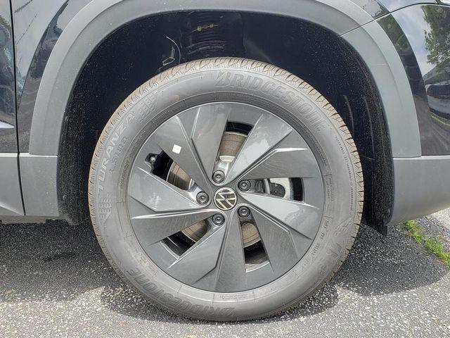 new 2026 Volkswagen Taos car