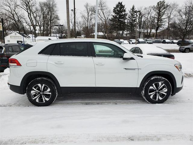 new 2026 Volkswagen Atlas Cross Sport car, priced at $39,290