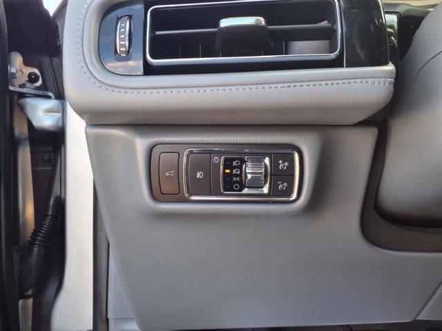 used 2020 Lincoln Aviator car, priced at $23,700