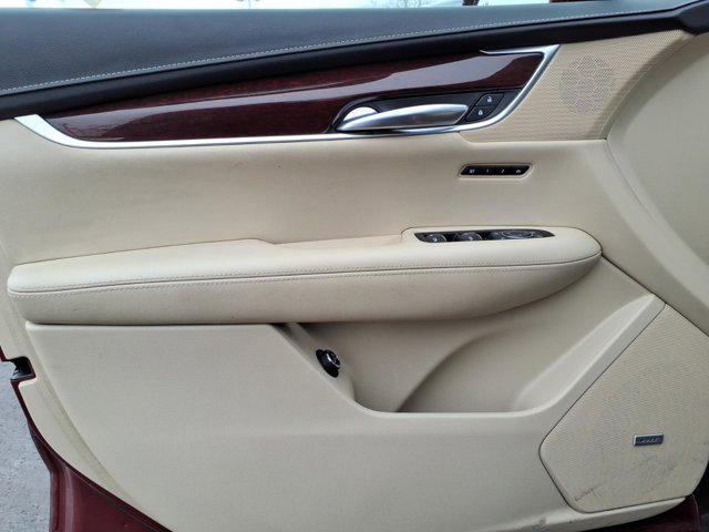 used 2018 Cadillac XT5 car, priced at $17,800