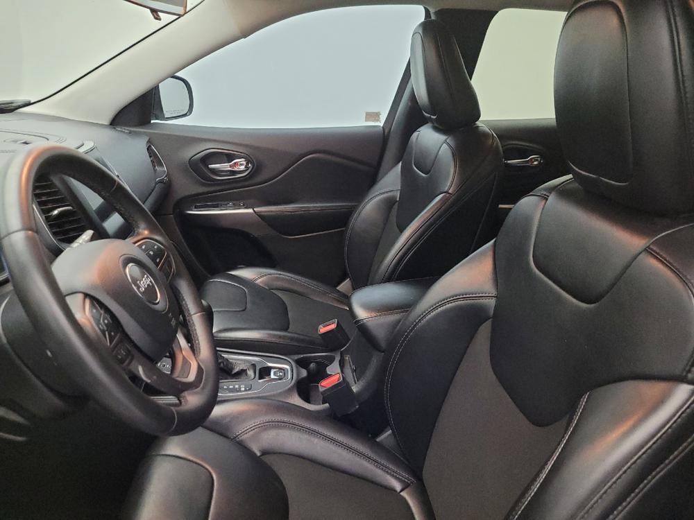 used 2020 Jeep Cherokee car, priced at $16,695