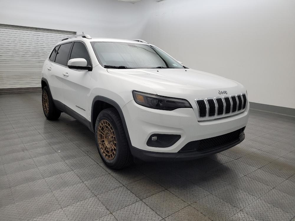 used 2020 Jeep Cherokee car, priced at $16,395